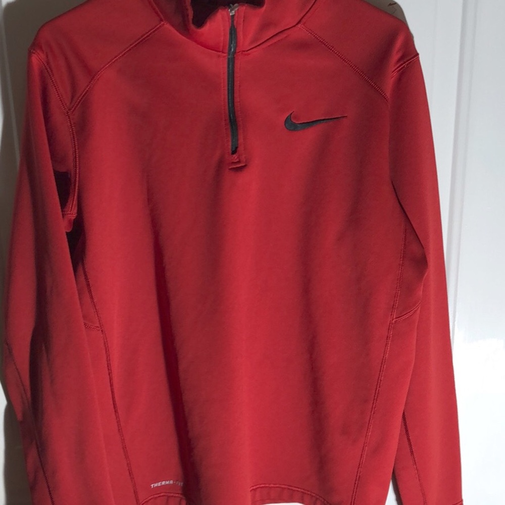 Men’s medium Nike dri/fit shirt